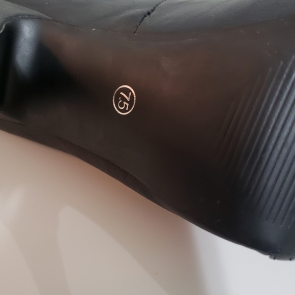 Guess High Heels! 7.5 - Picture 5 of 5